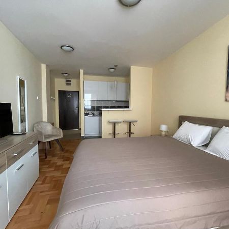 Trident Apartments 2 Ni 外观 照片
